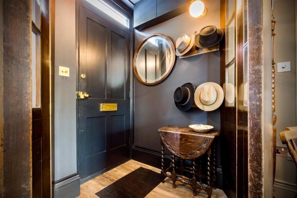 Kings Cross, Self-Contained House & Private Garden Villa London Eksteriør billede